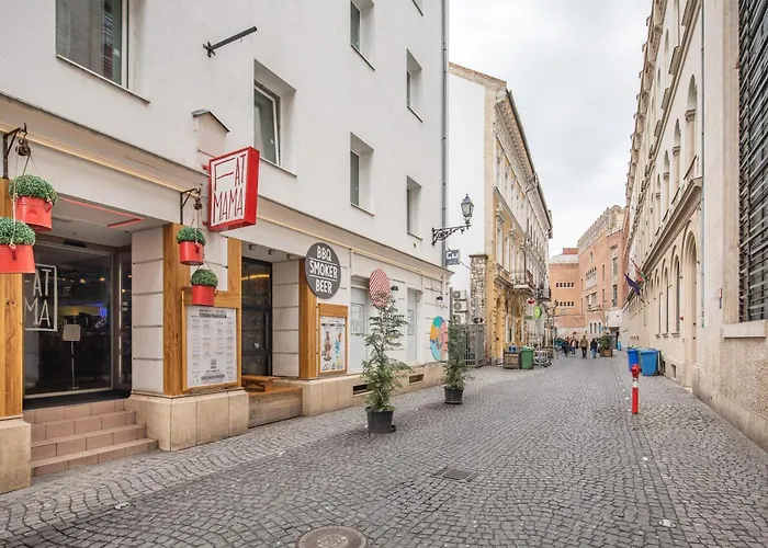 Ultra Mini * Budapešť